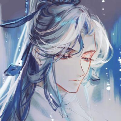 89岁卖花环老人生活孤苦系谣言